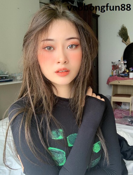 Nữ sinh gây sốt với clip triệu view trên tiktok 11 Screenshot 11